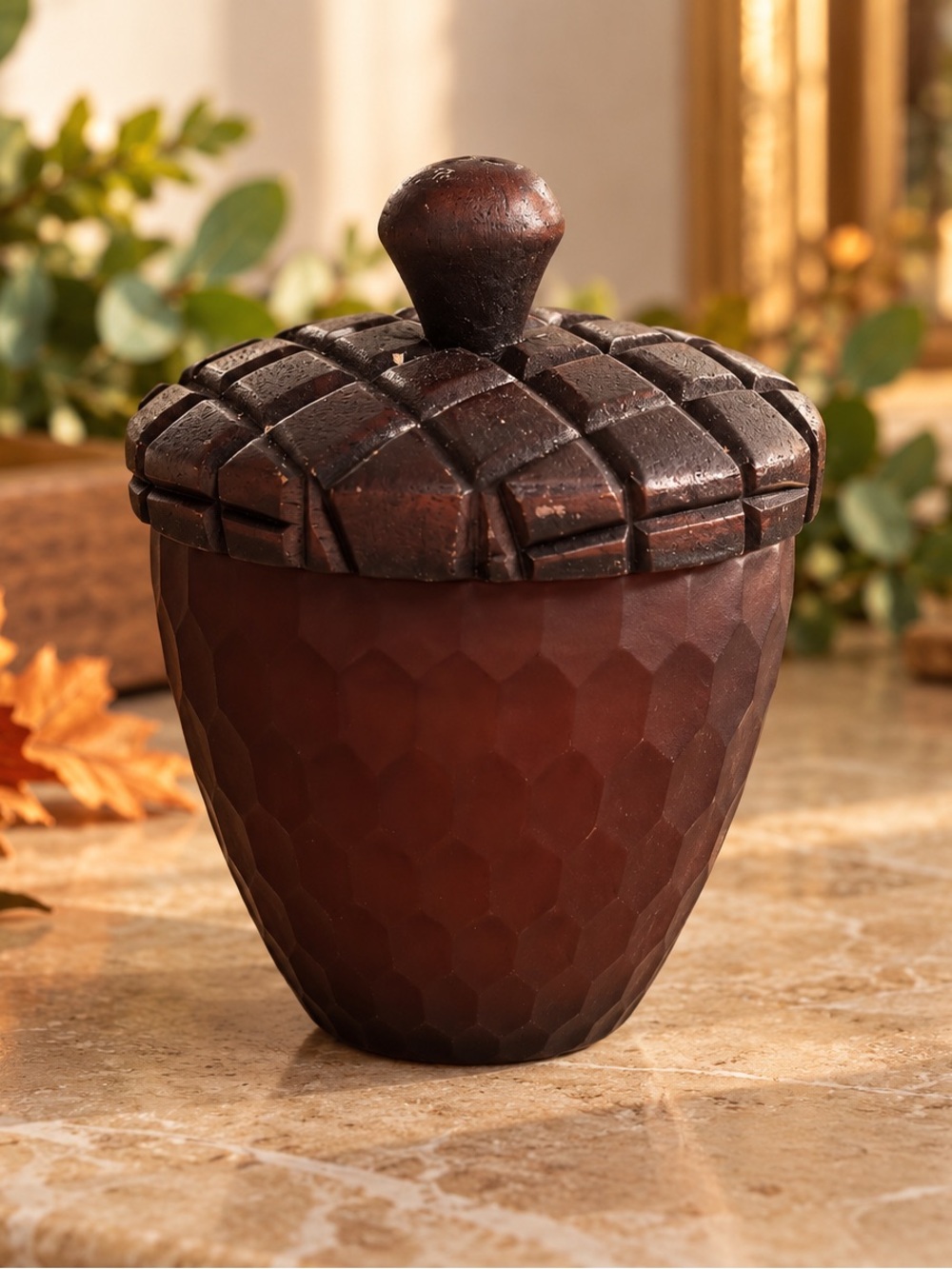 Decorative Acorn Jar candle with Lid - Deep Brown